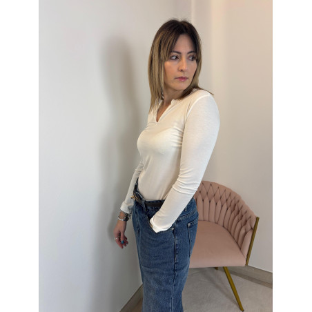 VALERIA: maglia collo aperto