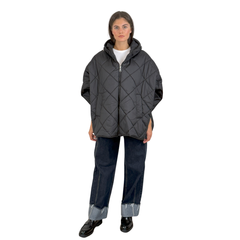 SVEVA: giacca gilet trapuntata oversize con cappuccio | Vicine a ME