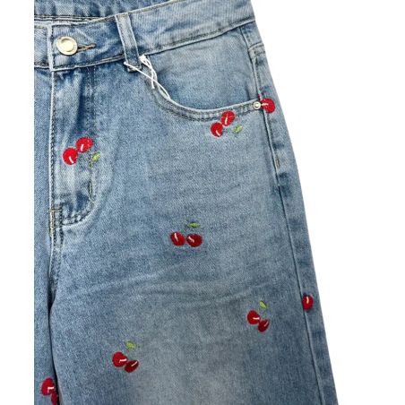 MELANIA: jeans a palazzo con ciliegie ricamate | Vicine a ME