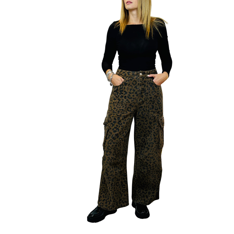 ALESSIA: jeans cargo donna maculato vita alta | Vicine a ME